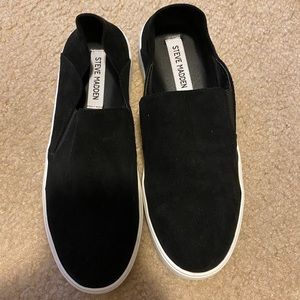 Steve Madden slip on shoes